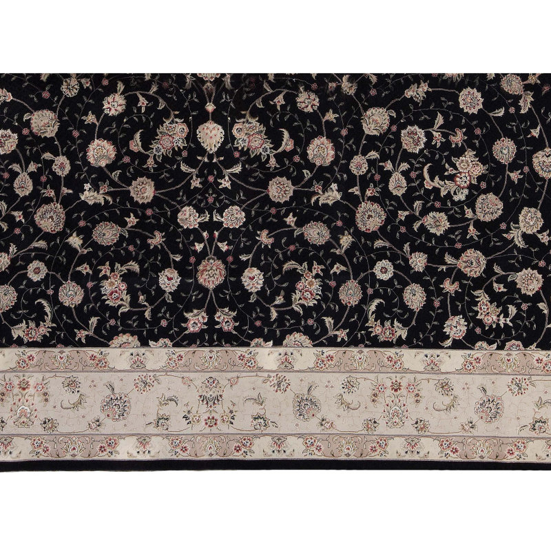 Elegance Oriental Area Rug in Black/Ivory