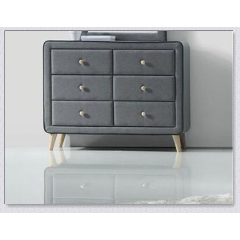 Commode en tissu gris clair Valda avec six tiroirs spacieux et un design moderne pour les chambres contemporaines