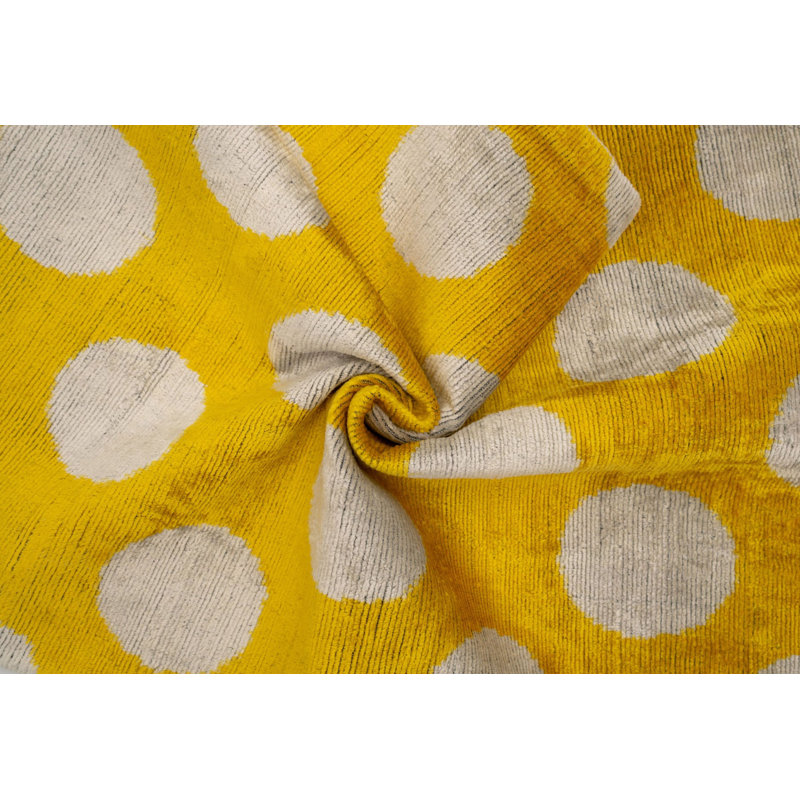 Velvet Throw Pillow