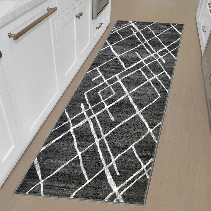 Geometric Indoor Rug, Runner 2' x 7'