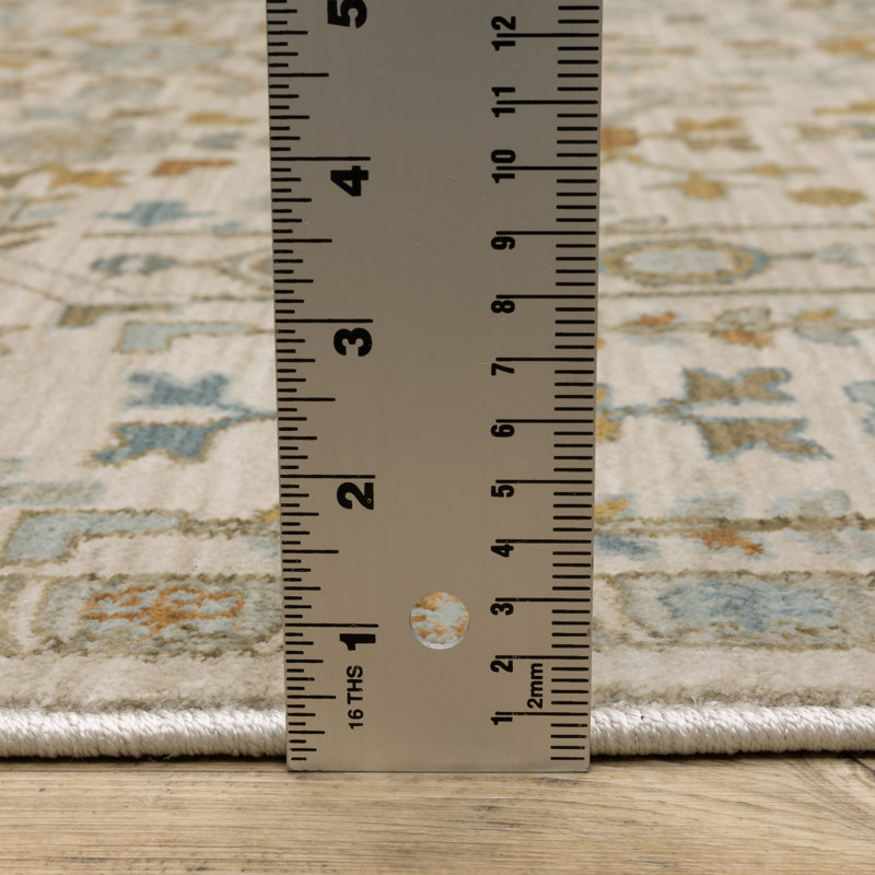 Graicyn Global Traditonal Ivory/ Teal Area Rug, Runner 2'3" x 7'9"