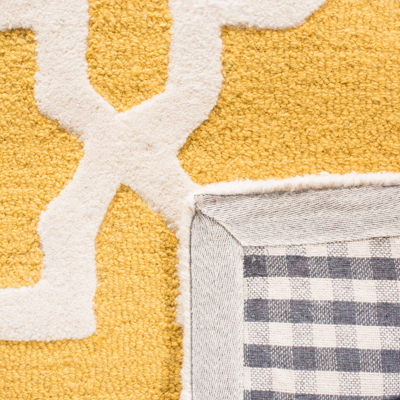 Igna Wool Yellow Area Rug, Runner 2'6" x 8'