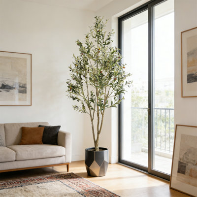 Arbre d'olivier artificiel de 7 pi dans un pot en plastique noir, faux olivier réaliste avec branches supplémentaires, arbre artificiel facile d'entretien pour la décoration intérieure de bureau à domicile, 1 pièce