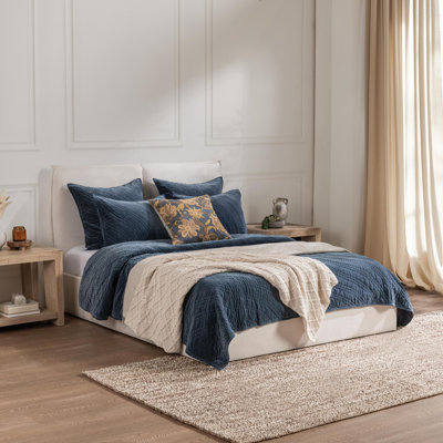 Elms 4-Piece Velvet Cotton Blend Quilt Set