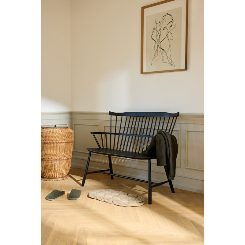 J52 Bench