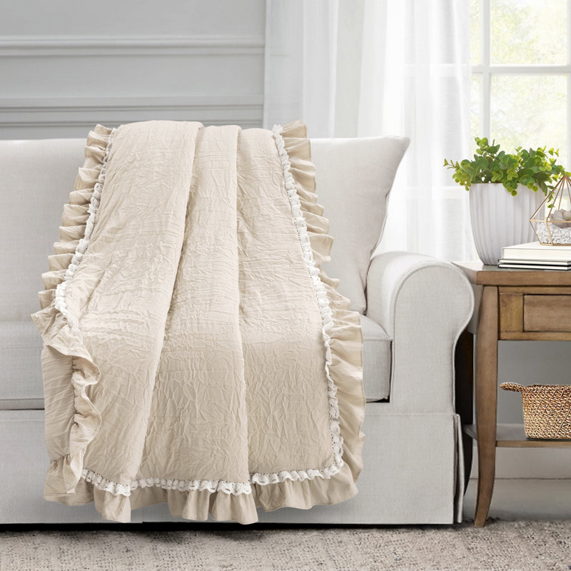 Jeté en dentelle Ella Shabby Elegance Ruffle, Neutre