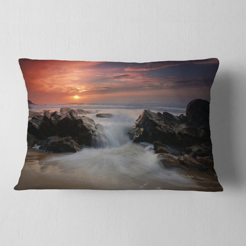 Coussins vagues de mer en mer entre les roches, Rectangle 12" x 20"