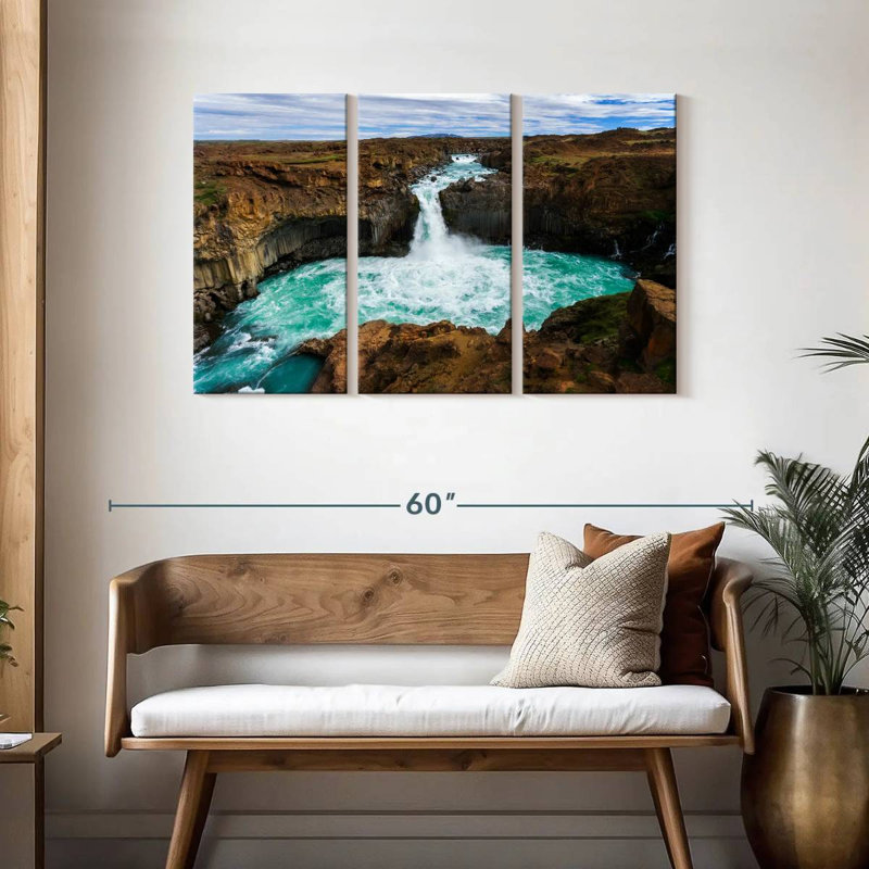 Incroyable cascade d'Aldeyjarfoss, H 28 po x l 45 po