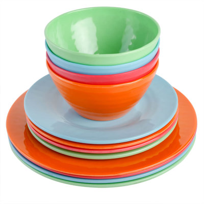 Ensemble de vaisselle en mélamine 12 pièces Gibson Home Brist, 4 couleurs assorties
