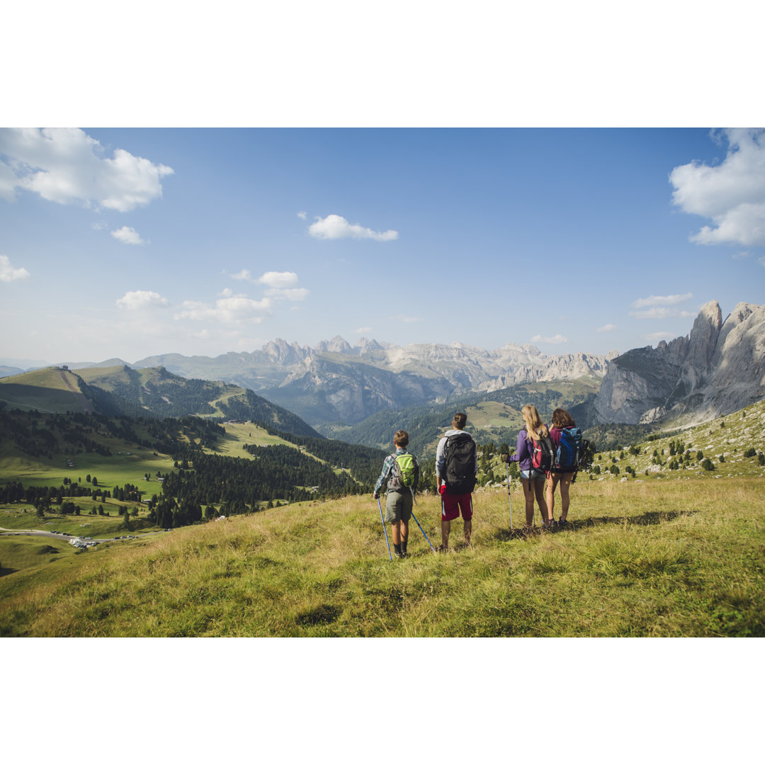 Abenteuer in den Dolomiten im Sommer