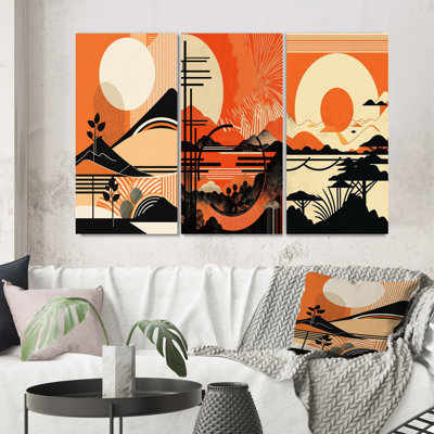 «Orange Sun Sitting Mountain Top», 3 pièces