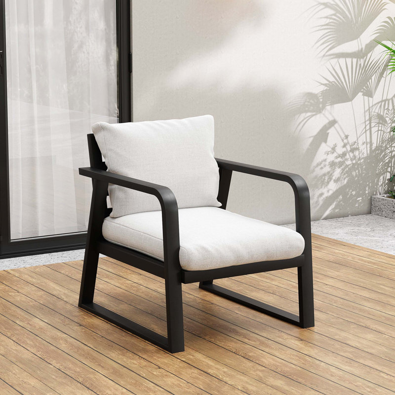 Independent Single Outdoor Lounge Seats For Patio & Yard Use