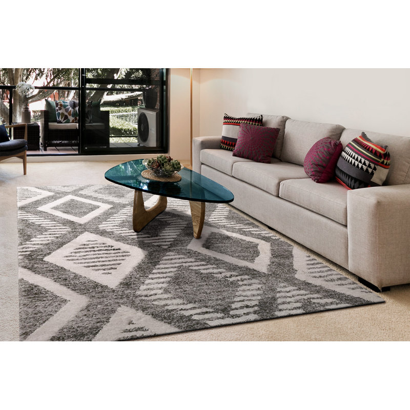 Pamphilos Performance Geometric Indoor Rug, Rectangle 7'10" x 10'10"