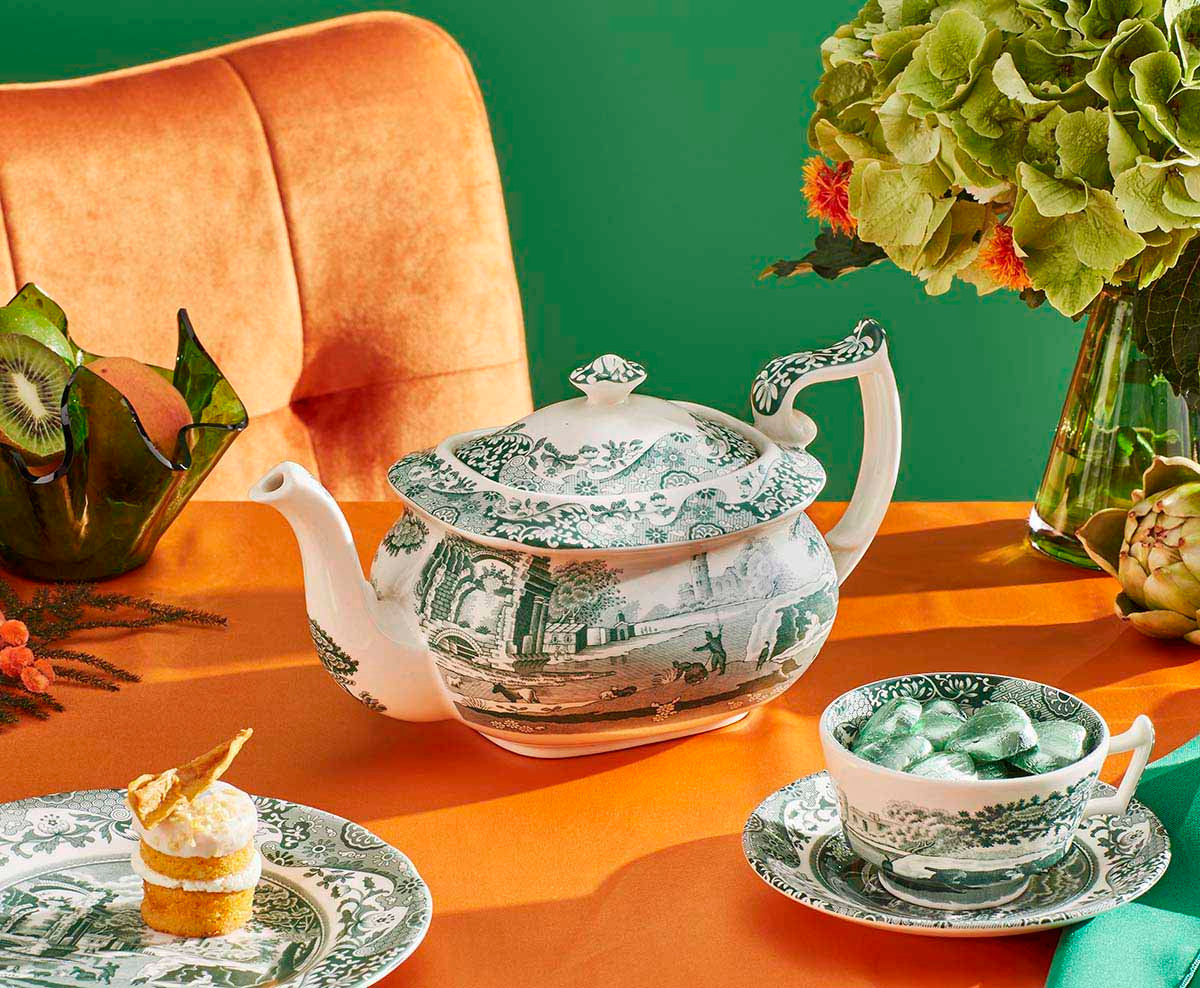 Heritage Green Italian 2.5 PT. Teapot