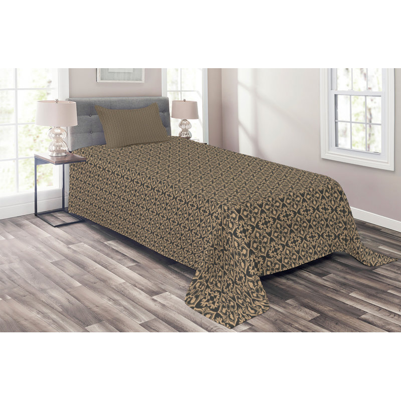 Traditional Polyester Damask Coverlet, Twin Bedspread + 1 Sham