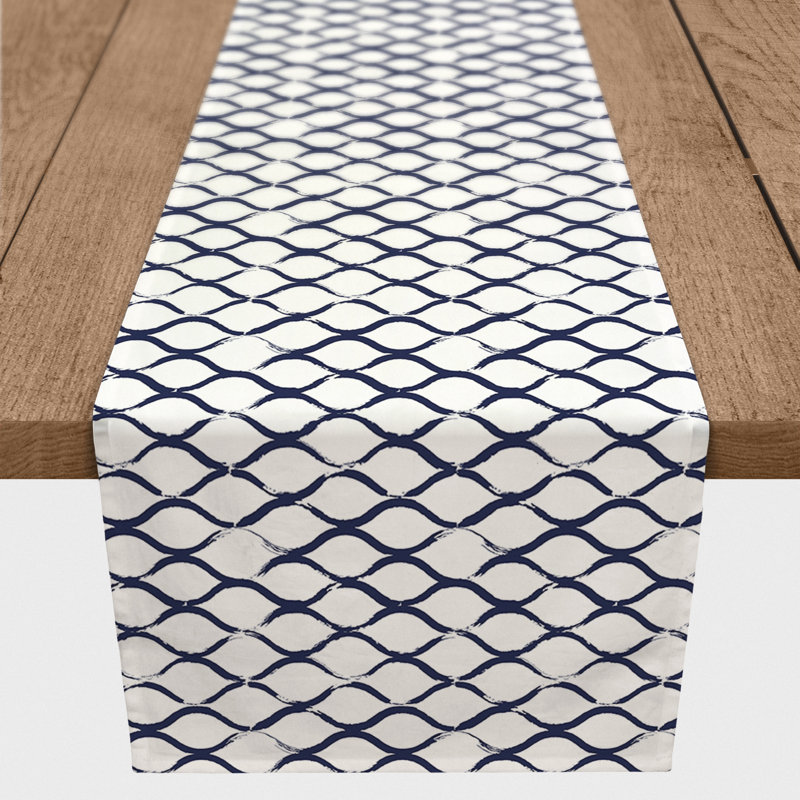 Chemin de table géométrique Mcintosh, L 72 po x l 16 po, Bleu foncé, Géométrique 1