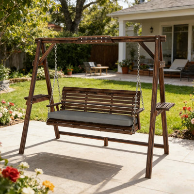 Chaise de jardin en bois avec conversation ergonomique, coussin rembourré, tablettes latérales et système de suspension réglable. Bois de sapin brun pour une utilisation à long terme des plateaux, le cadre est résistant