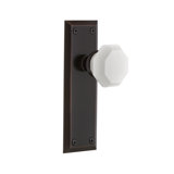 New York Plate with Waldorf White Milk Knob