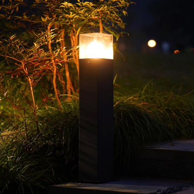 Integrated LED Pathway Light