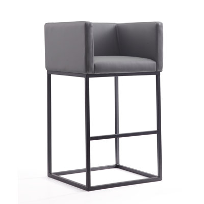  Bar & Counter Stool