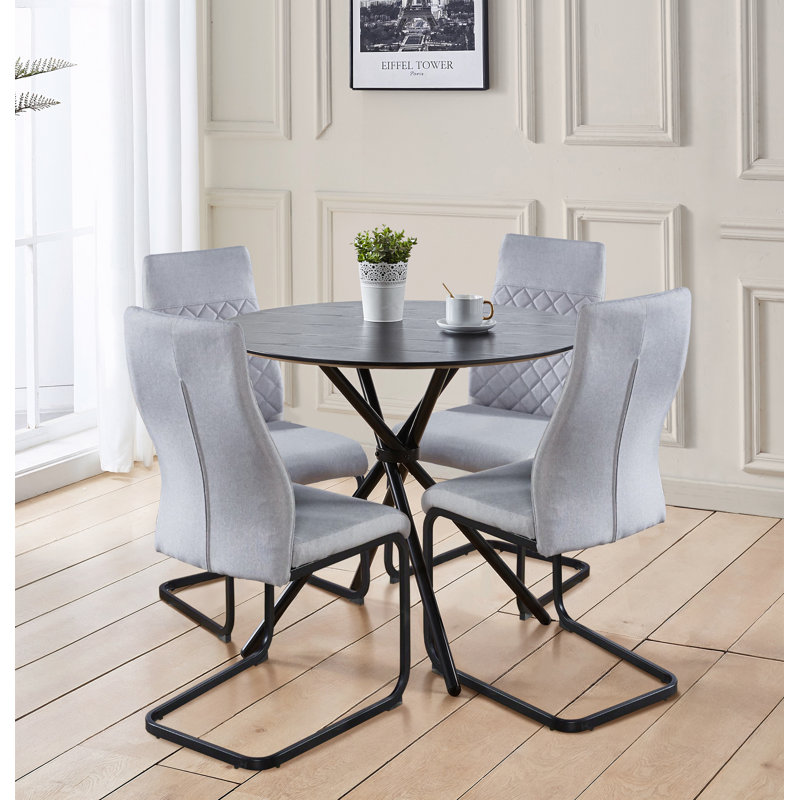 Mose 4 - Person Dining Set
