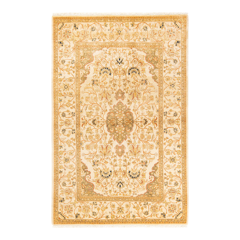 Ivory Hand-Knotted Wool Oriental 4' x 6' Rug