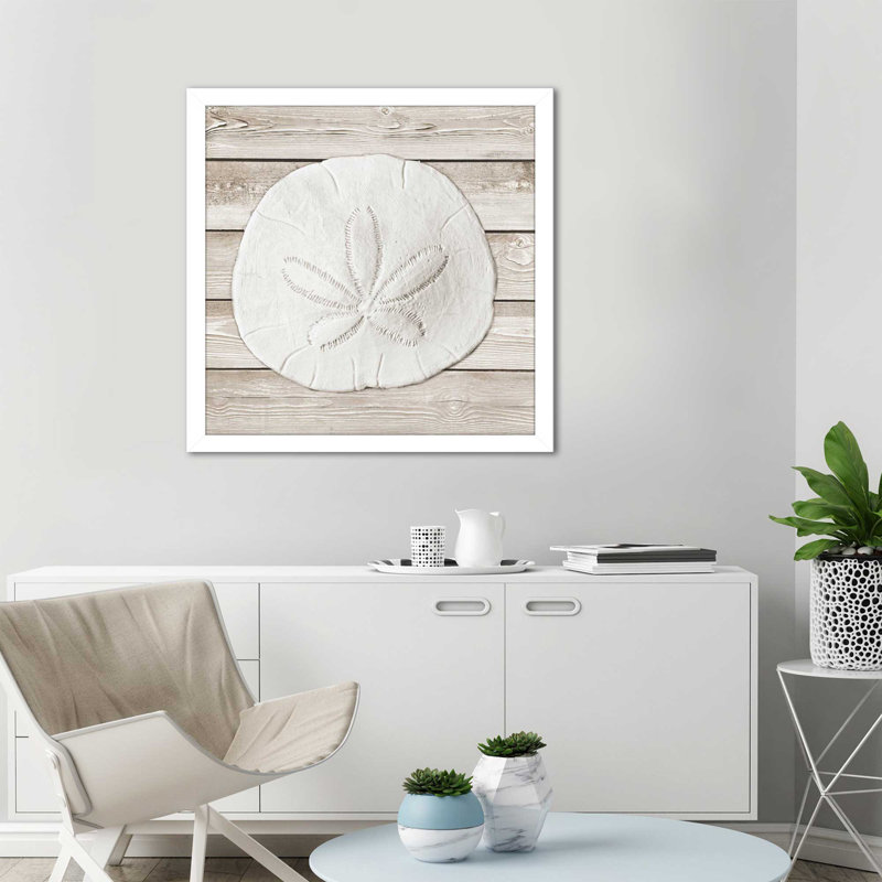 «Sand and Sea on Wood I», impression par Jairo Rodriguez, H 37,5 po x l 37,5 po x P 1 po, Cadre blanc