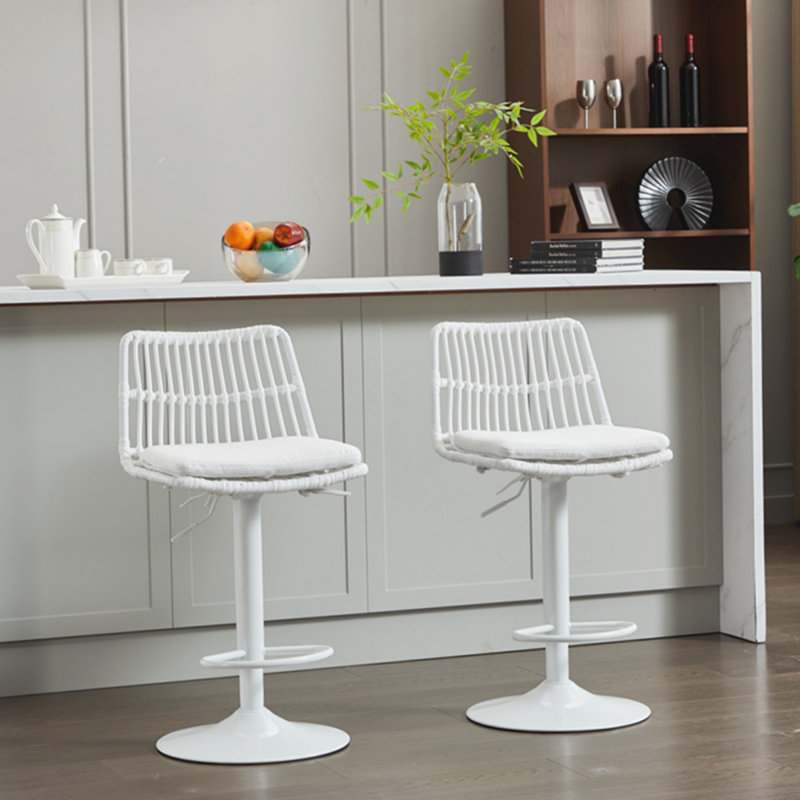 Ensemble de 2 tabourets de bar rotatifs à 360 degrés avec repose-pieds pour cuisine Dupace, Blanc / cadre blanc