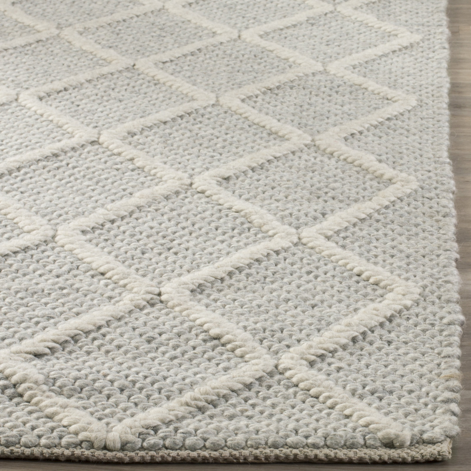 Russo Silver Ivory Flatweave Geometric Rug, Runner 2'3" x 22'