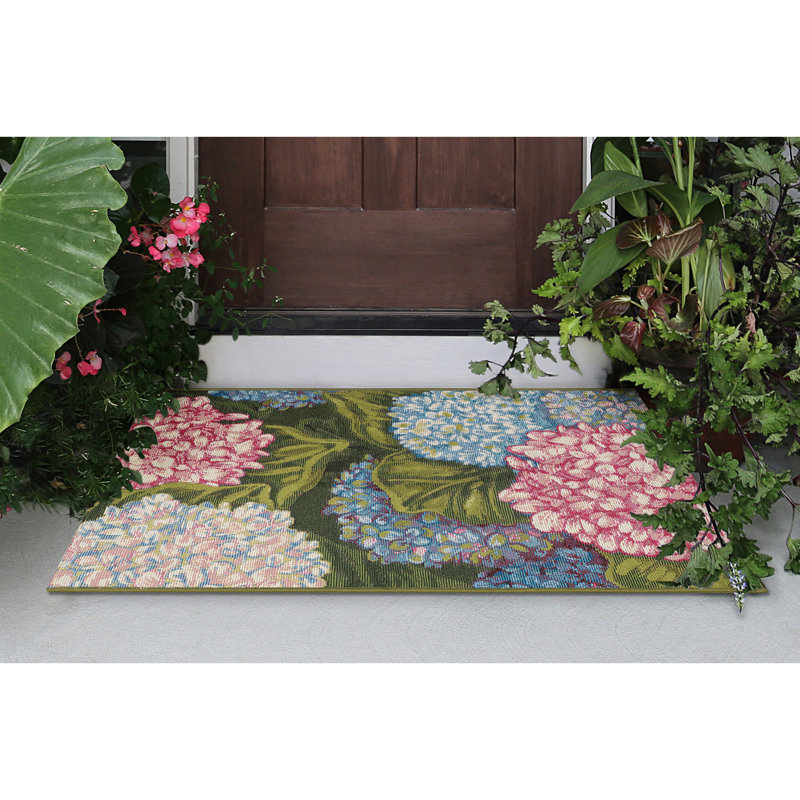 Shelton Hydrangeas Indoor/Outdoor Mat, Rectangle 2' x 2'10"