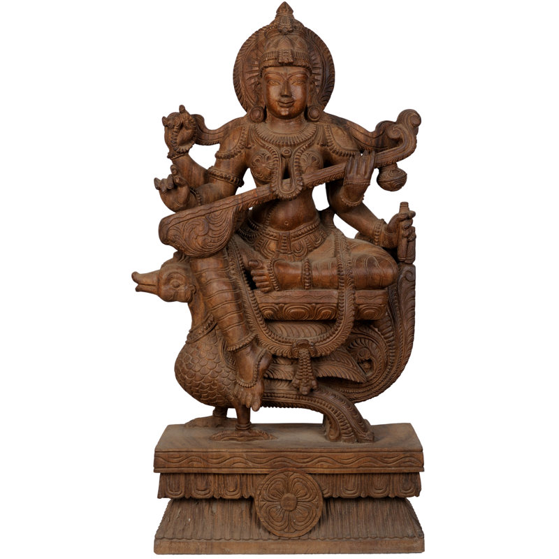 Vina-Vadini Saraswati chevauchant un oiseau mythique