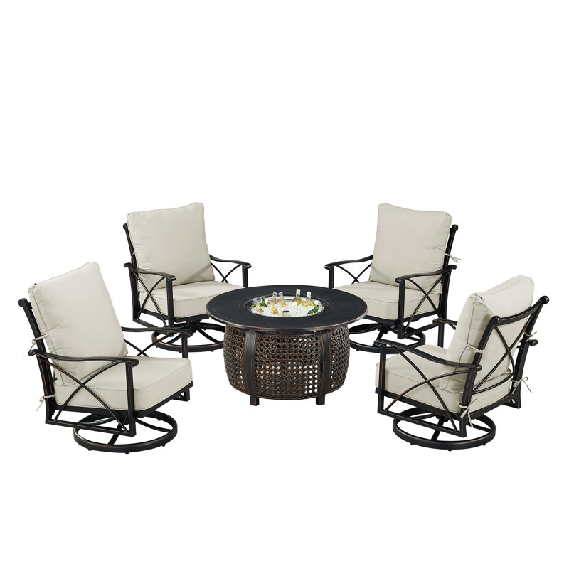Ensemble de table de foyer en aluminium noir avec quatre fauteuils club