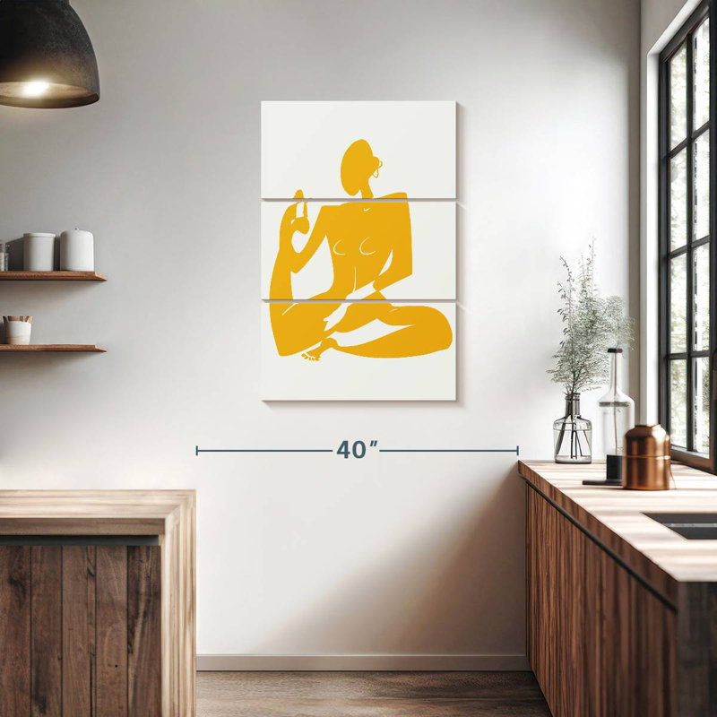 Sirpi nu de yoga en jaune, H 38 po x l 24 po