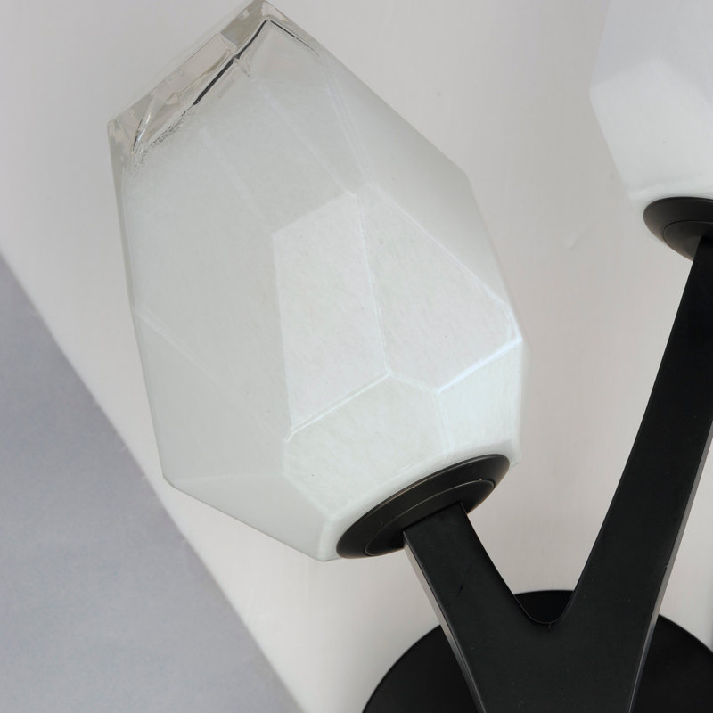Dreanda Wallchiere, Black
