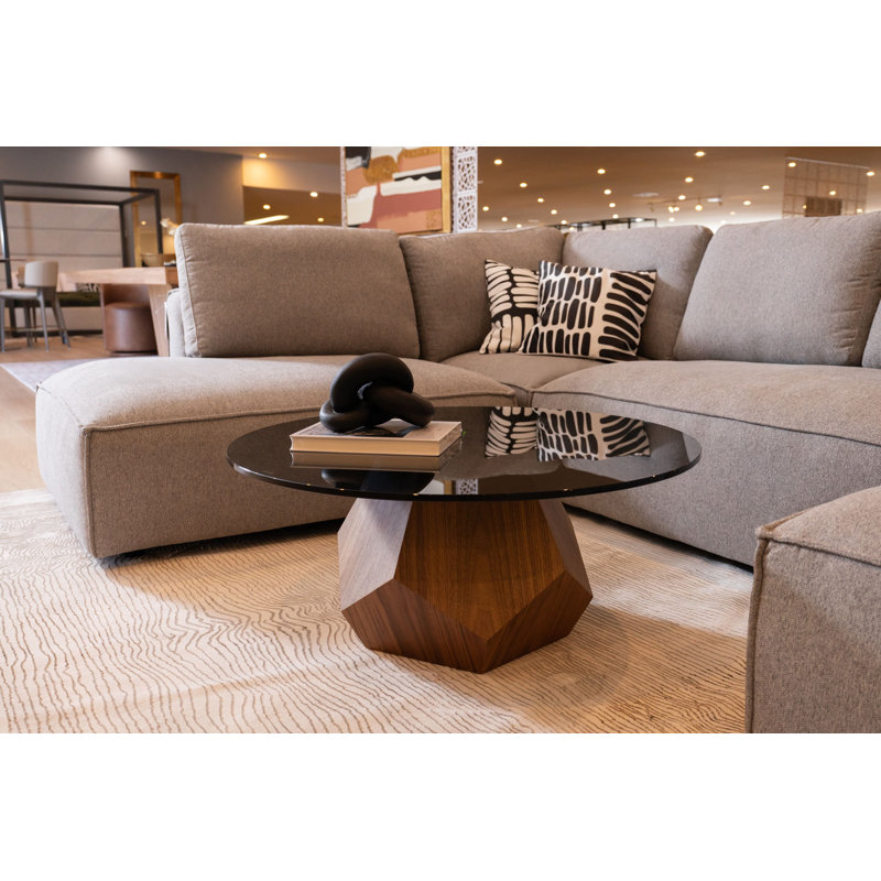 Table basse moderne en noyer et verre fumé Doheny
