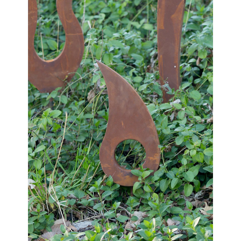 15.5 in. Harpie - Rust GardenAccent