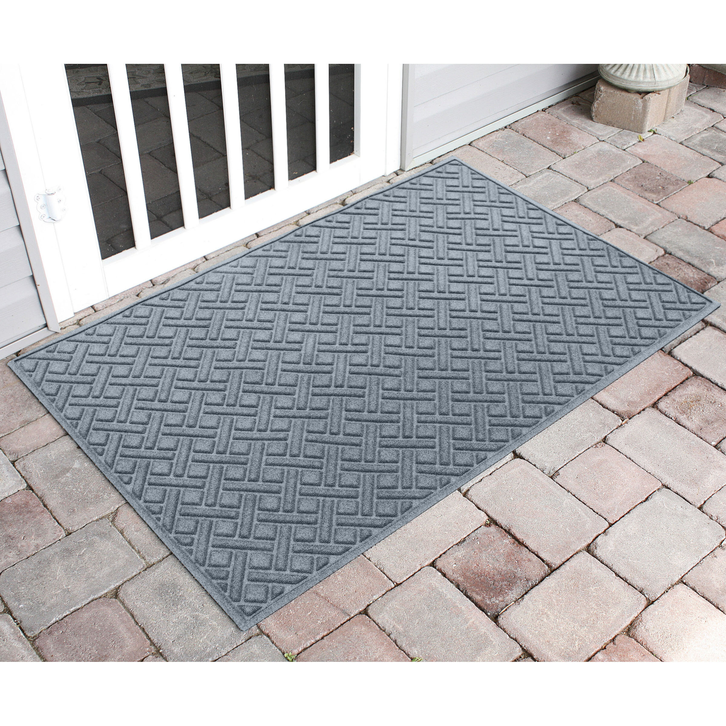 https://assets.wfcdn.com/im/44999928/compr-r85/1328/132899819/waterhog-lattice-indoor-outdoor-door-mat.jpg