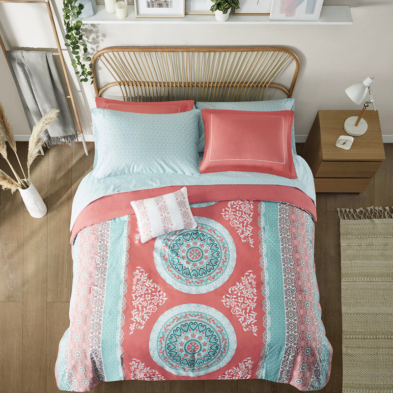 Literie pour lit simple TG avec édredon en médaillon corail - doux, accents de broderie, impression de draps, microfibre, oreiller, drap plat