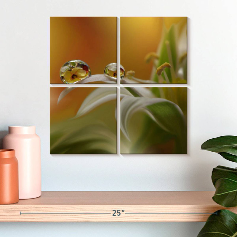 Alvord Flower Mist, 18" H x 18" W
