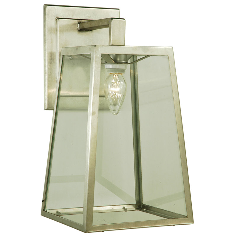 Kellie 1 - Light Armed Sconce
