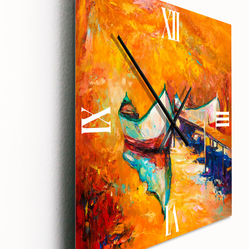 Petit bateau pendant une horloge murale, Moyen