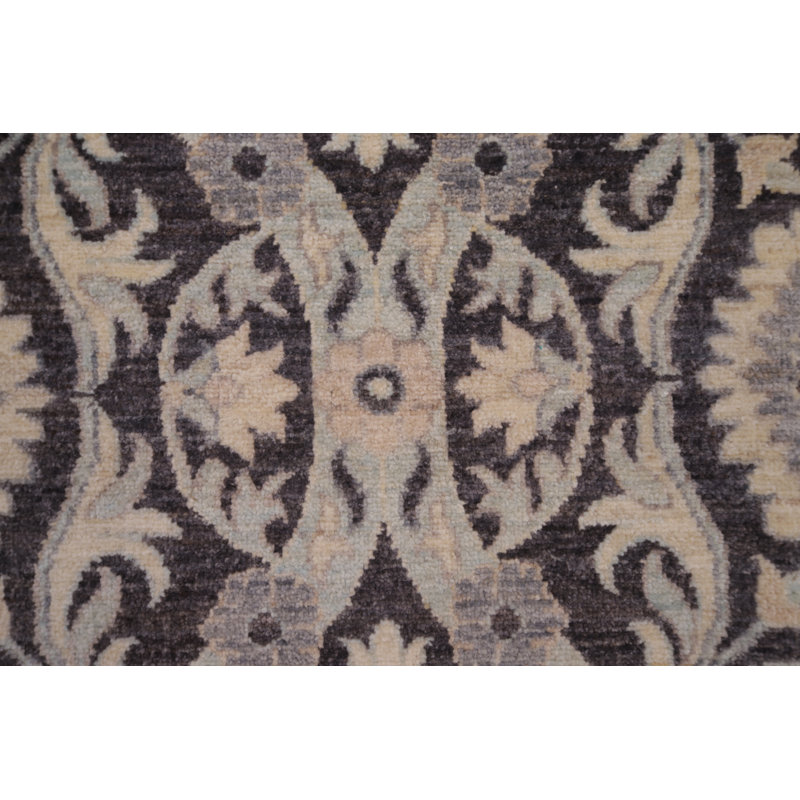 Tapis gris foncé noué à la main de haute qualité