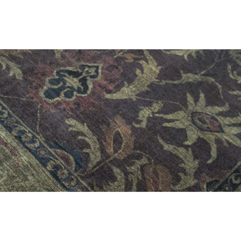 Wool Oriental Area Rug in Dark Brown/Wheat
