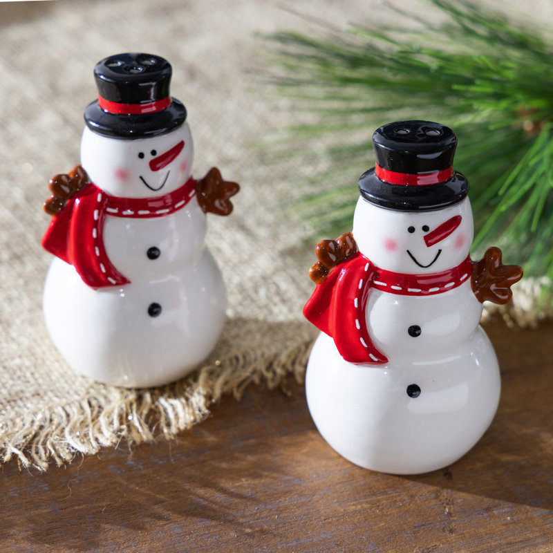 Ceramic Salt And Pepper Shaker Set