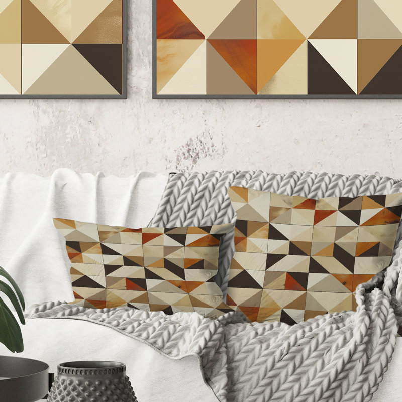 Coussin Brown, H 16 po x l 16 po