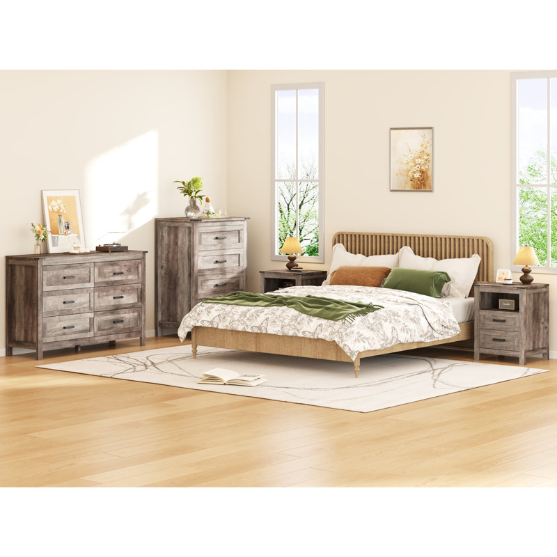 L'ensemble de chambre à coucher 4 pièces Farmhouse comprend une commode 6 tiroirs, une commode 4 tiroirs et des tables de chevet, 2