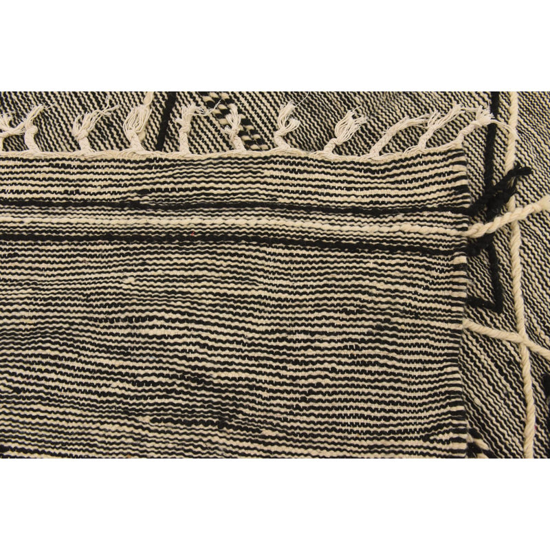 Tapis noir et blanc Noack
