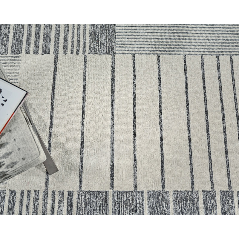 Castine Hand Tufted Geometric Area Rug in Gray/Ivory, Rectangle 10' x 14'