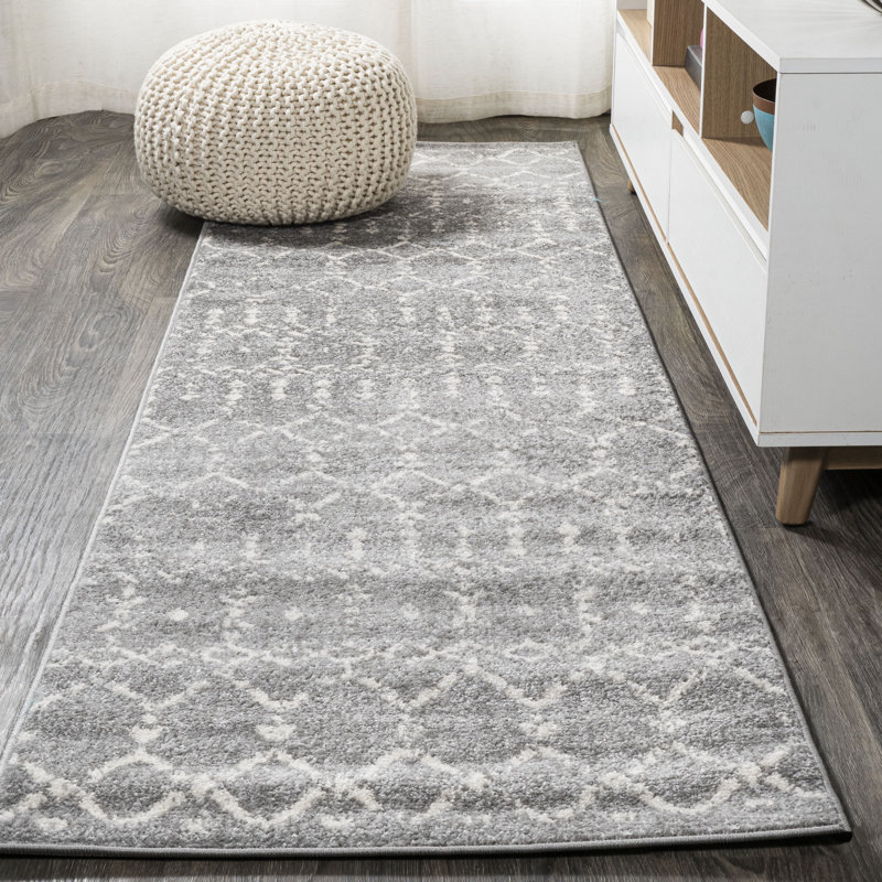 Kateshia Moroccan HYPE Boho Vintage Diamond Gray/Ivory Rug, Runner 2'3" x 8'
