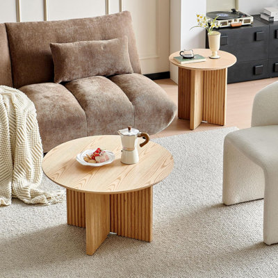 Fluted Round Nesting Coffee Table Set of 2, Mid Century Modern Wood Coffee Tables and End Table Set, Circle Side Table Minimalist Centre Tables for Living Room, Office, Oak
